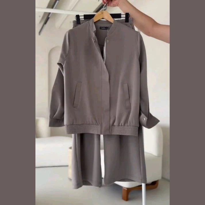 4 Pocket Style Premium Quality Winter 2-Pcs Tracksuit. CWTS-38