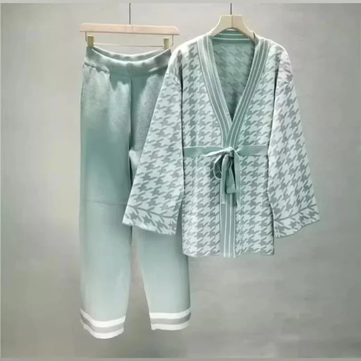 Belt Style Premium Quality Winter 2-Pcs Co-Ord Set. CWTS-34