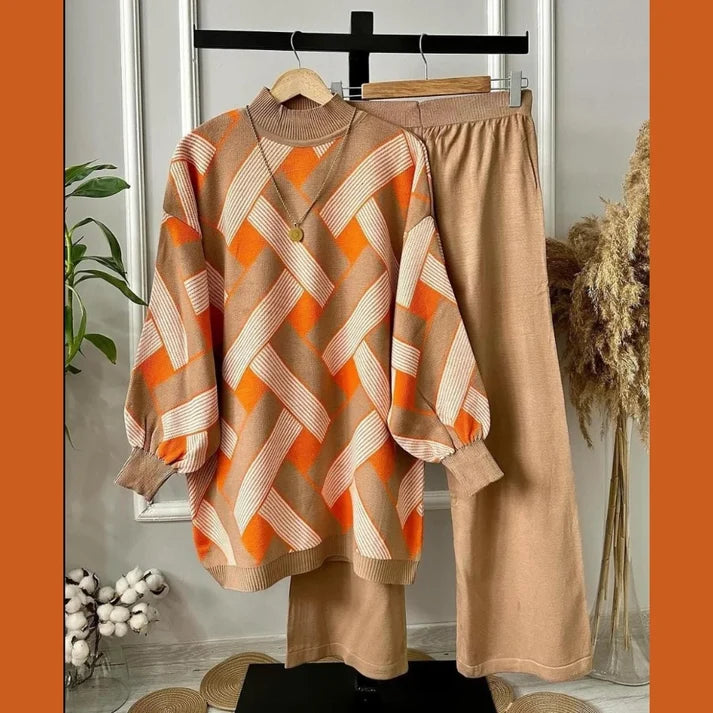 Geometric Premium Quality Winter 2-Pcs Co-Ord Set. CWTS-41