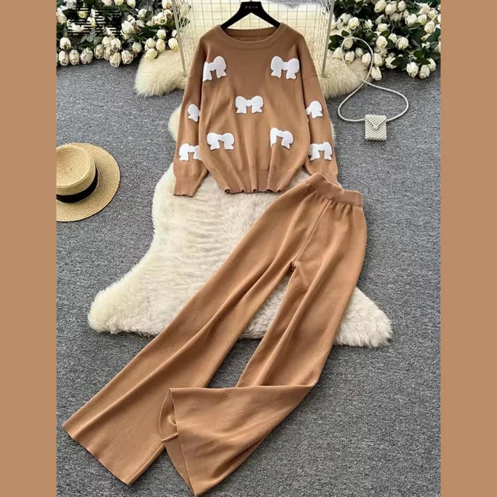 Bow Printed Premium Quality Winter 2-Pcs Co-Ord Set. CWTS-23